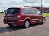 Used 2015 Chrysler Town & Country Touring-L w/ Driver Convenience Group image 3