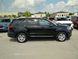 Used 2018 Ford Explorer XLT w/ Equipment Group 202A image 4