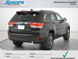 Used 2018 Jeep Grand Cherokee Laredo image 3