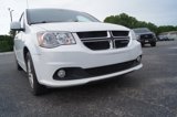 Used 2019 Dodge Grand Caravan SXT image 2