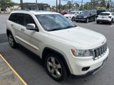 Used 2011 Jeep Grand Cherokee Overland image 2