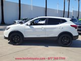Used 2019 Nissan Rogue Sport S image 2