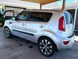 Used 2013 Kia Soul ! w/ Premium Pkg image 6