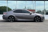 Used 2020 Toyota Camry XSE image 2