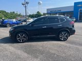 Used 2019 Nissan Rogue SL w/ Premium Package image 2