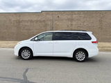 Used 2014 Toyota Sienna LE image 2