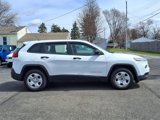 Used 2016 Jeep Cherokee Sport image 4