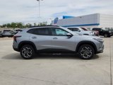 New 2025 Chevrolet Trax LT w/ Driver Confidence Package image 2