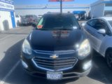 Used 2017 Chevrolet Equinox LT image 3