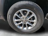 Used 2015 Jeep Grand Cherokee Limited w/ Luxury Group II image 6