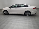 Used 2019 Ford Fusion SE image 3