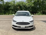Used 2017 Ford Fusion SE image 2