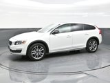 Used 2017 Volvo V60 T5 Cross Country w/ Convenience Package image 3