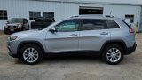 Used 2019 Jeep Cherokee Latitude w/ Popular Appearance Group image 5