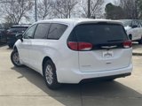 New 2025 Chrysler Voyager LX image 5