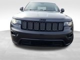 Used 2018 Jeep Grand Cherokee Altitude image 2