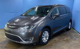 Used 2018 Chrysler Pacifica Touring-L image 4