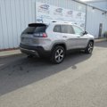 Used 2019 Jeep Cherokee Limited image 3