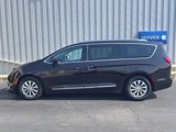Used 2018 Chrysler Pacifica Touring-L image 6