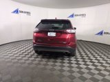 Used 2018 Ford Edge Titanium w/ Technology Package image 4