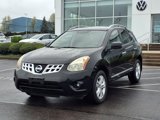 Used 2013 Nissan Rogue SV w/ Premium Pkg image 2