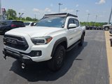Used 2018 Toyota Tacoma SR5 image 2