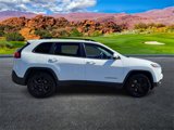 Used 2016 Jeep Cherokee Latitude w/ Comfort/Convenience Group image 3