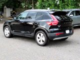 Used 2021 Volvo XC40 T5 Momentum image 6