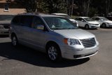 Used 2008 Chrysler Town & Country Limited image 3