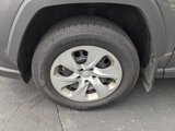 Used 2022 Toyota RAV4 LE image 5