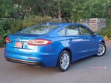 Used 2020 Ford Fusion SE image 3