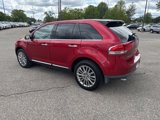 Used 2012 Lincoln MKX FWD image 3