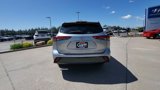Used 2020 Toyota Highlander Limited image 4