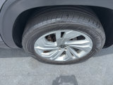 Used 2021 Volkswagen Atlas SE w/ Towing Package image 6