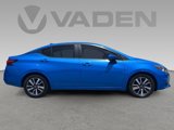 Used 2022 Nissan Versa SV image 2