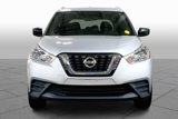 Used 2018 Nissan Kicks S image 3