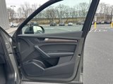 Used 2024 Audi Q5 2.0T Premium w/ Convenience Package image 4