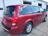 Used 2015 Dodge Grand Caravan SXT image 3