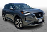 Used 2022 Nissan Rogue SV image 2