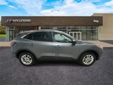 Used 2022 Ford Escape SE image 4