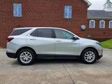 Used 2022 Chevrolet Equinox LT w/ Driver Convenience Package image 4