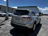 Used 2015 Toyota Highlander Limited image 5