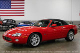 Used 2001 Jaguar XK8 Convertible image 2