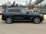 Used 2022 BMW X5 xDrive40i w/ Premium Package image 2