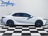 Used 2023 Toyota Camry SE image 6