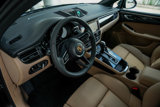 Certified 2024 Porsche Macan image 4