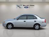 Used 2002 Hyundai Accent GL image 3