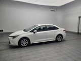 Used 2022 Toyota Corolla LE image 2