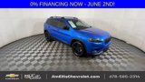 Used 2023 Jeep Cherokee Altitude Lux image 2