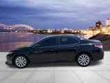 Used 2019 Toyota Camry L image 2